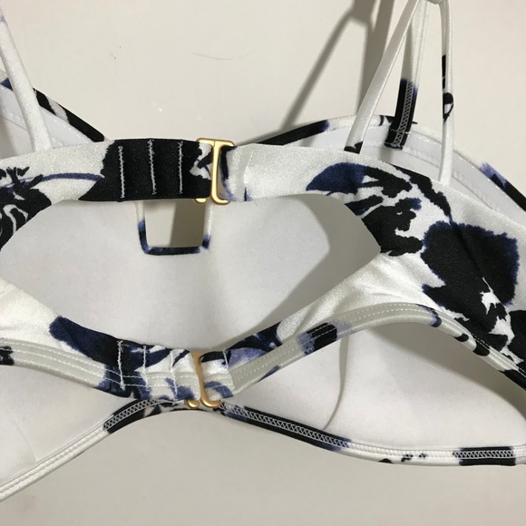 NWT Athleta Floral Aqualuxe Print Bikini Top - Picture 4 of 4